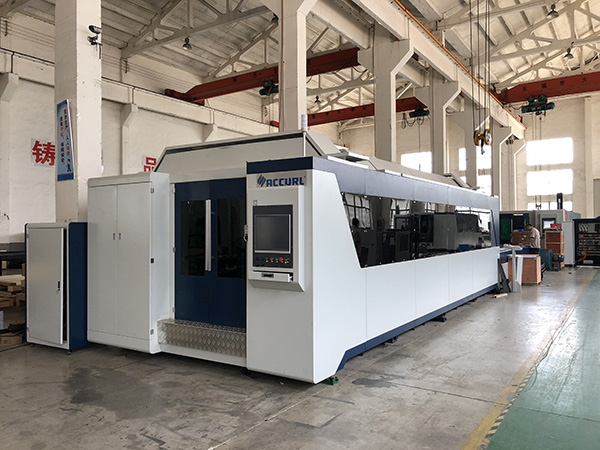 Fiber 500w Cnc Laser Cutting Machine For Sheet Metal 6mm Mild Steel Stainless Steel Copper 0515